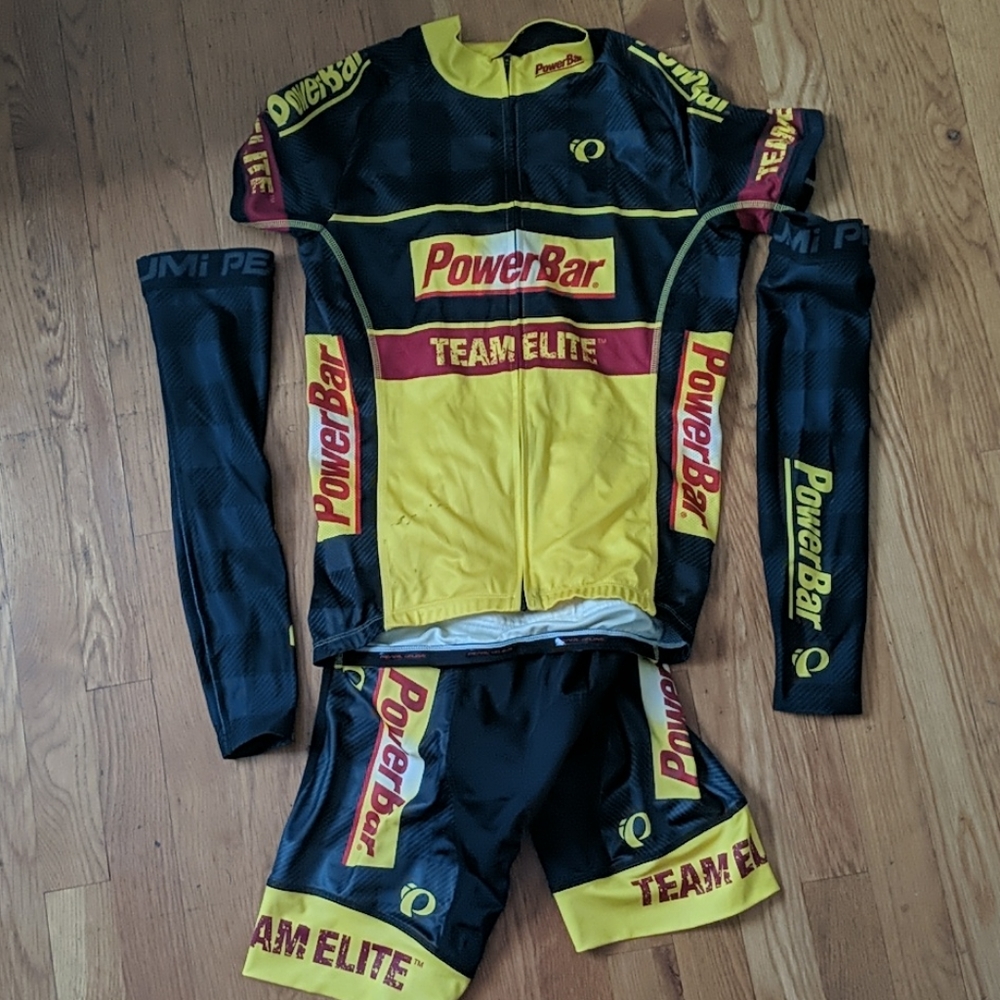 Pearl Izumi Cycling bibs, jersey and arm warmers